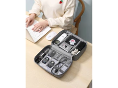 Säilytyslaukku kaapeleille ja varavirtalähteelle - suuri