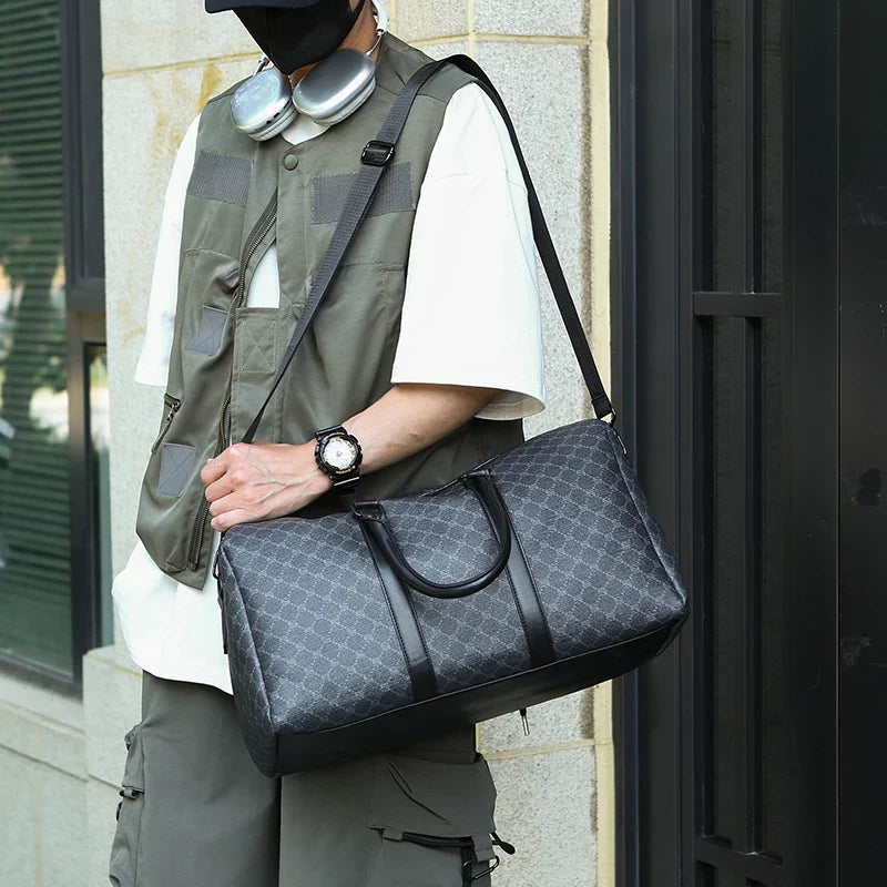 {{ tuotteen nimi}} {{ väri }}