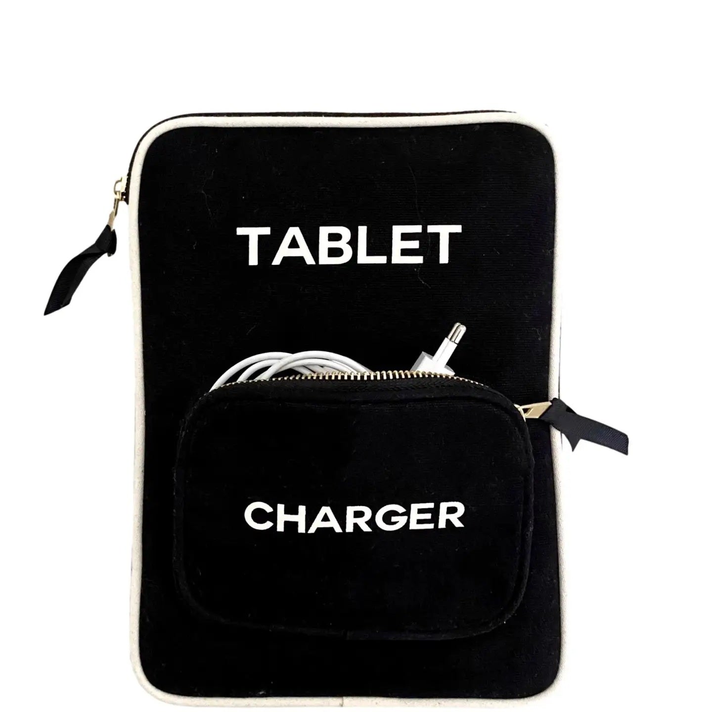 Black Tablet Case – Tyylikäs ja käytännöllinen tablettikotelo