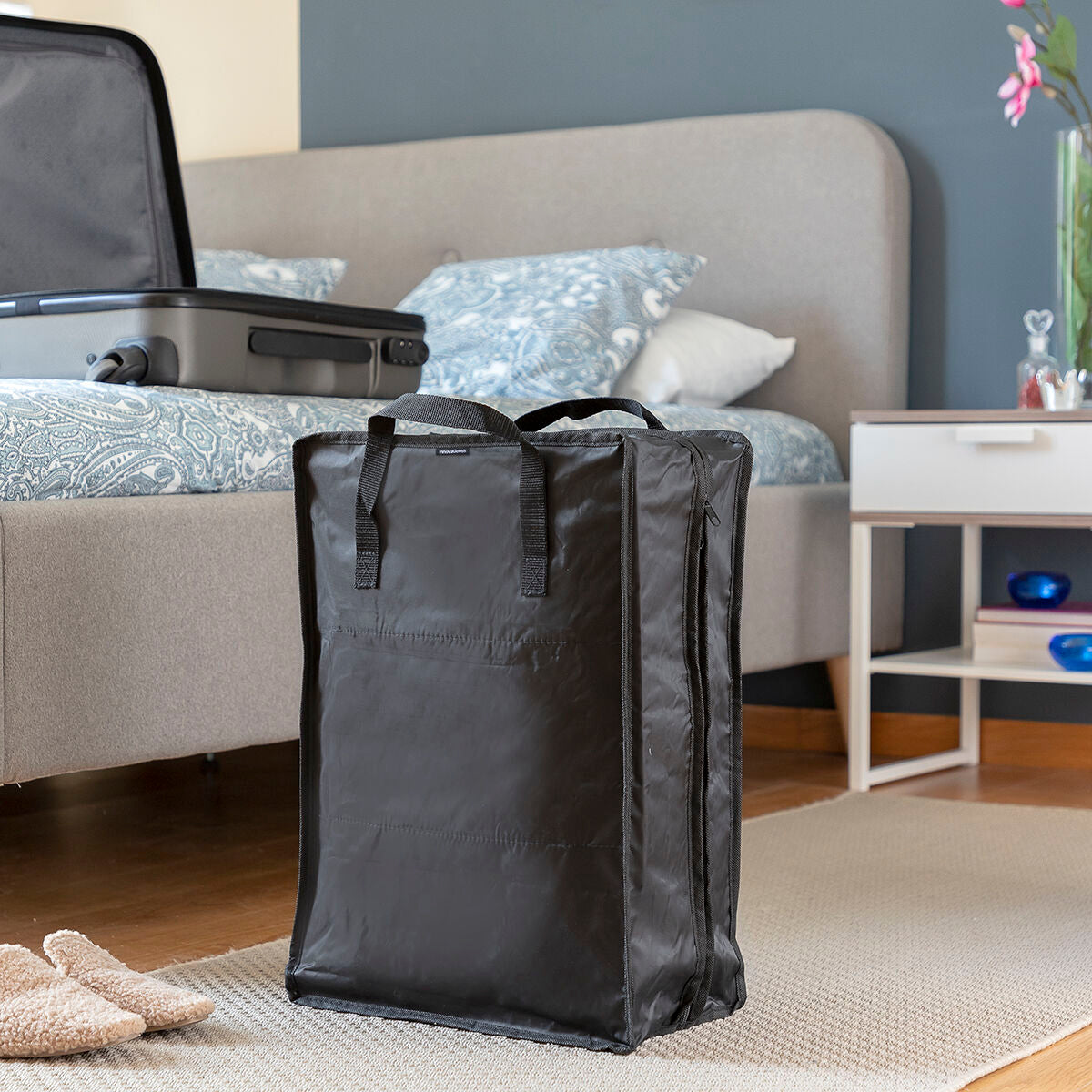 {{ tuotteen nimi}} {{ väri }}